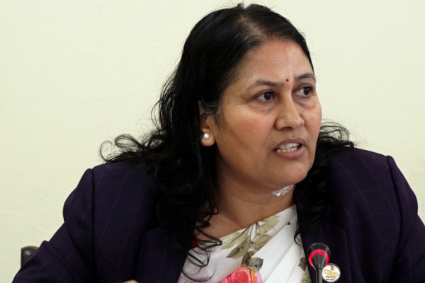 कार्यकाल पूरा नहुँदै राजीनामा दिएर उम्मेदवारी दिनु लोकतान्त्रिक अभ्यास होइन : विद्या भट्टराई